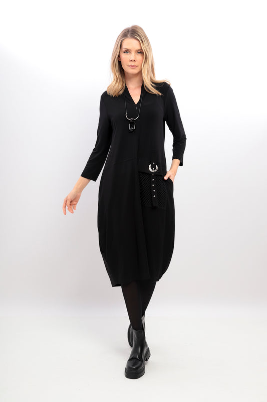 Inco 3/4 Sleeved Dress With V-neck And Front Pocket I-24AW-2124-10 BLACK