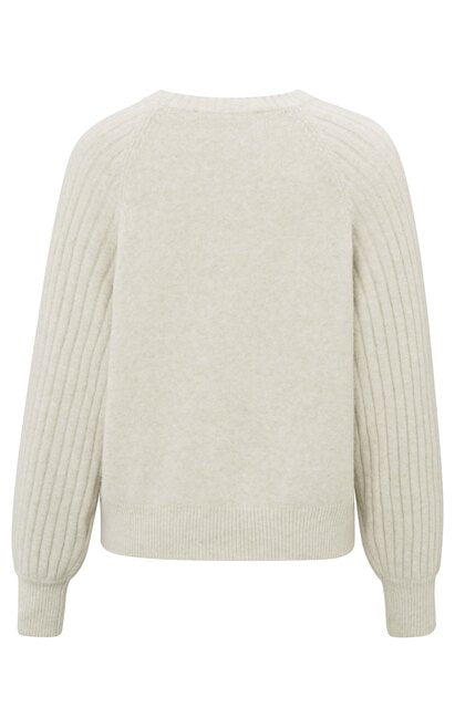 Soft ribbed sweater with round neck and long sleeves 01-000410-410 Off White Melange