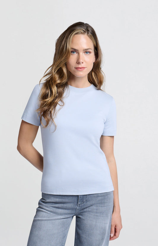 Basic light blue T-shirt with short sleeves and a round neck