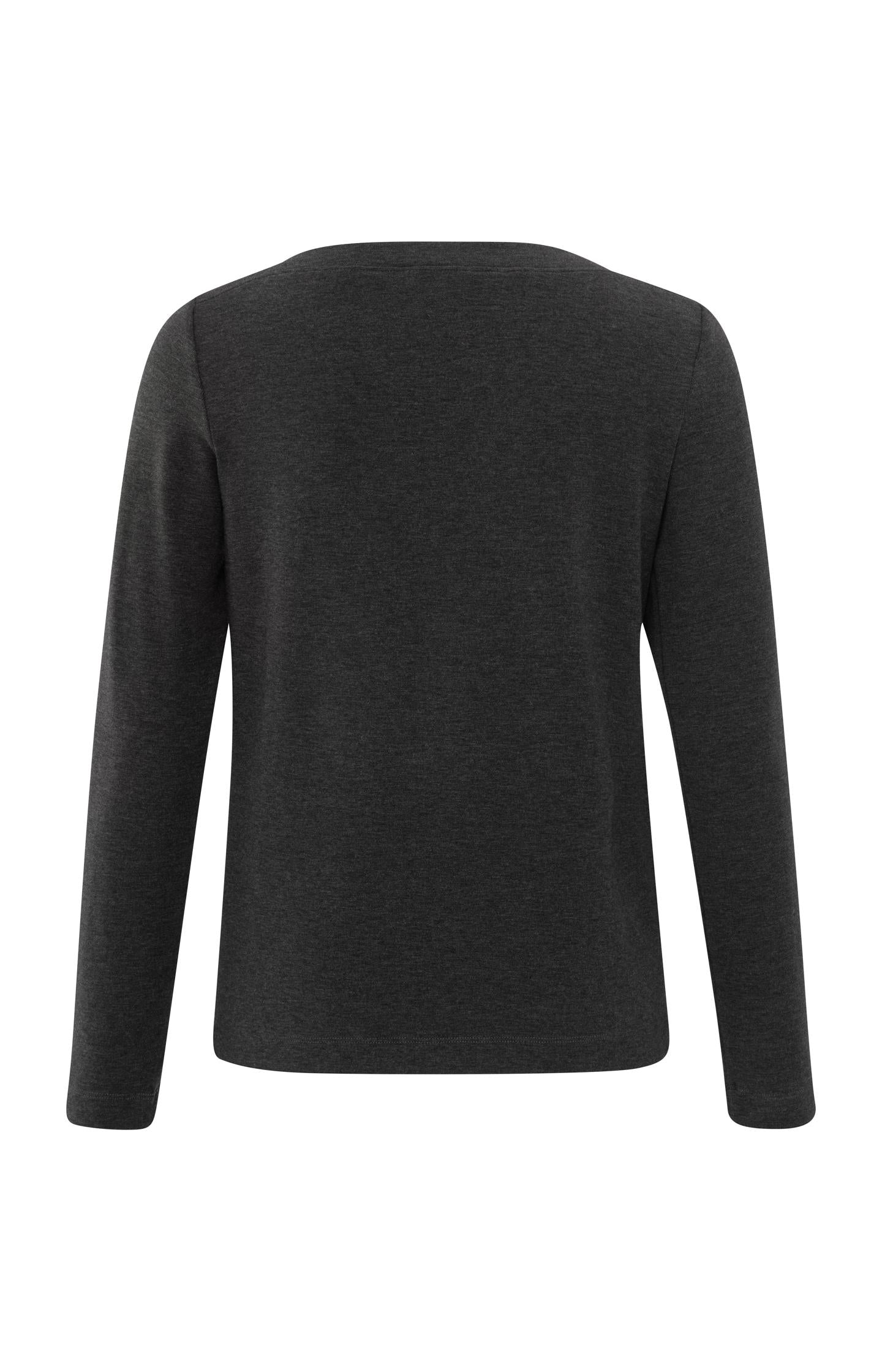 Boat neck top with long sleeves and fitted fit