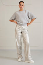 Load image into Gallery viewer, Metallic faux leather trousers with wide leg and zip Silver Metallic
