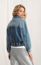 Load image into Gallery viewer, Bomber denim jacket with long sleeves, buttons and pockets

