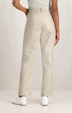 Load image into Gallery viewer, Faux leather trousers with straight leg and pockets
