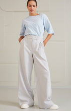 Load image into Gallery viewer, High waist trouser with wide leg, side pockets and zip
