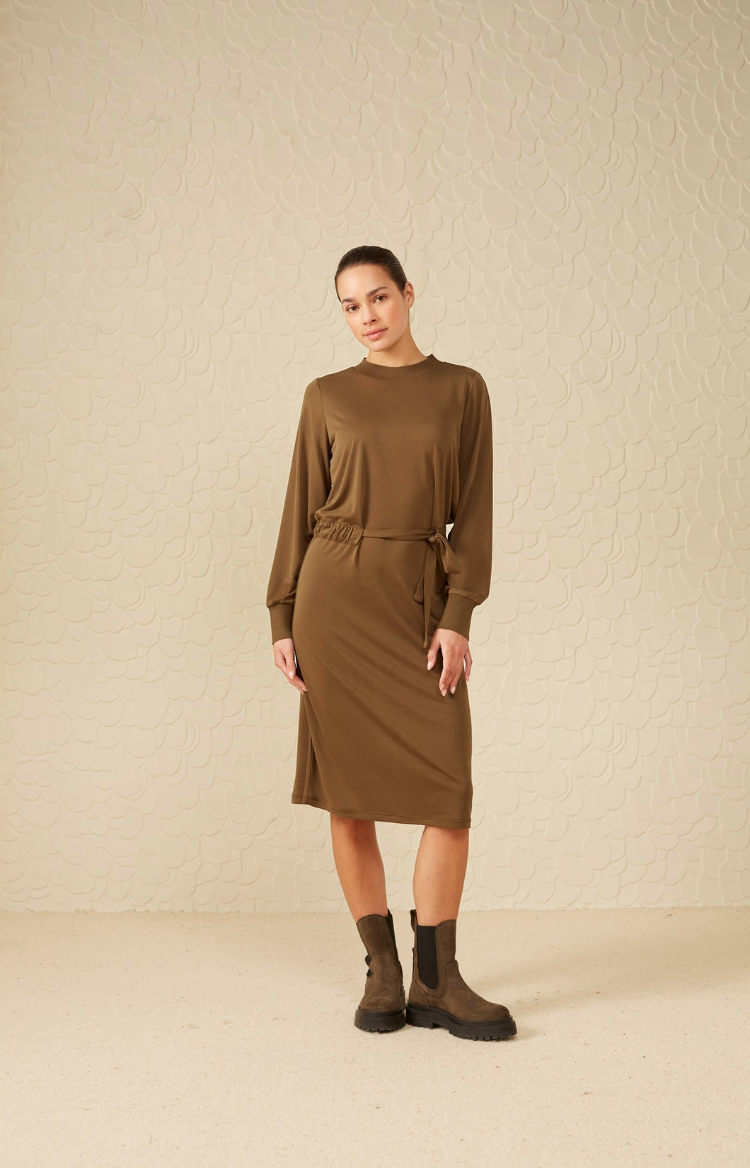 Jersey dress with high neck, long puff sleeves and cord - Dark Army Green - Type: lookbook