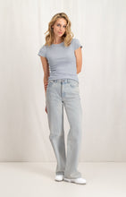 Load image into Gallery viewer, Wide leg denim with pockets, zip fly and washed effect
